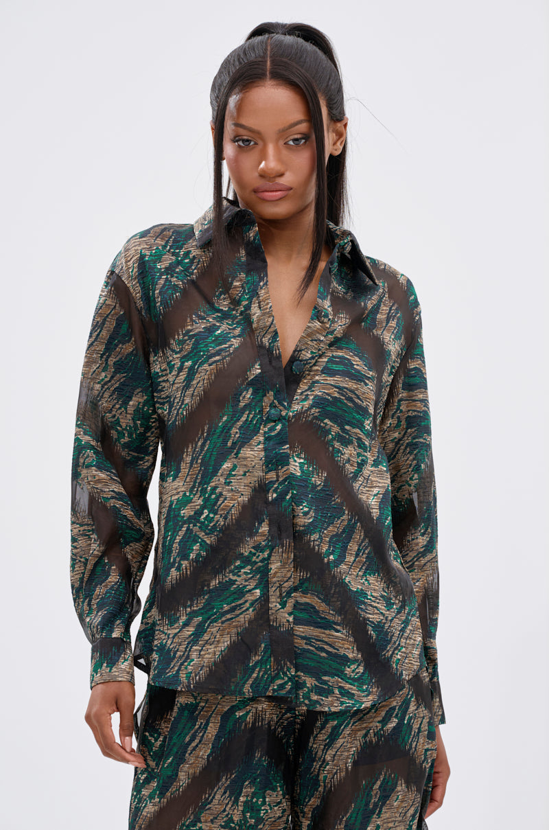 IN TOO DEEP BUTTON DOWN TOP