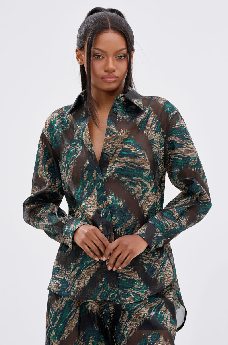 IN TOO DEEP BUTTON DOWN TOP