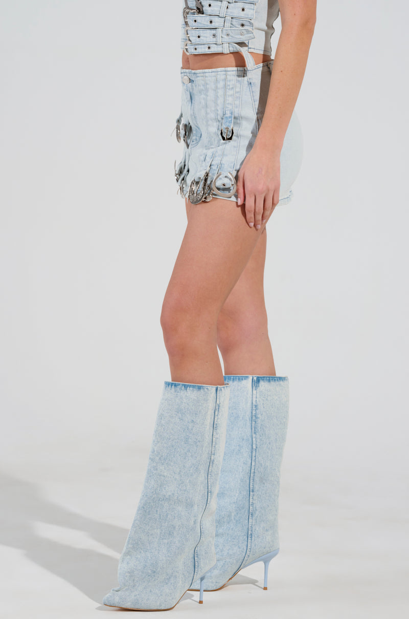 NEW PERSON SAME MISTAKES SKIRT