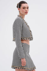 INVITE ONLY CHAIN TRIM BLAZER