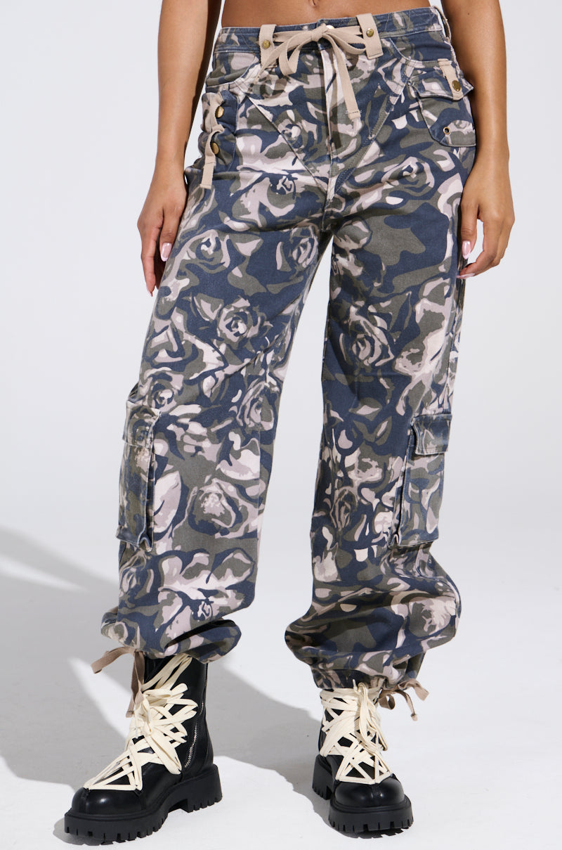 ON TOP OF IT WASHED CAMO JOGGER