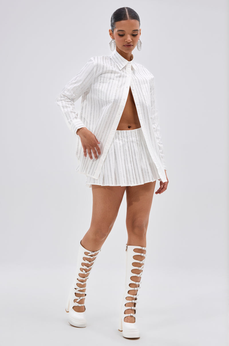 ONTO THE NEXT EMBELLISHED PLEATED MINI SKIRT IN WHITE