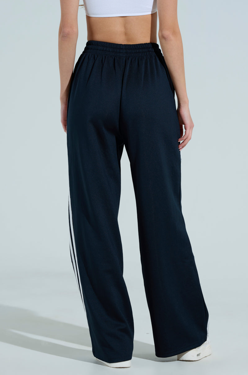 JUMP AROUND WIDE LEG PANT