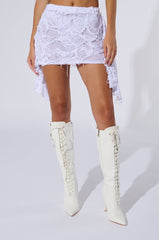QUEEN OF LOVE DISTRESSED MINI SKIRT IN WHITE