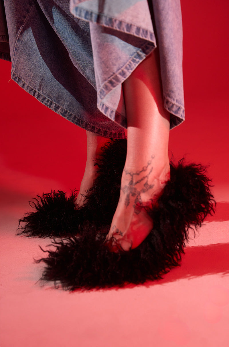 AZALEA WANG JAMEELA BLACK FUR STILETTO PUMP