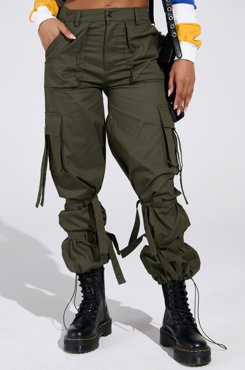 IT IS BACK CARGO PANTS