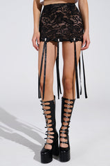 GIRLY POP LACE MINI SKIRT