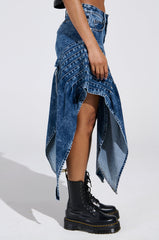 MOVE IN MOTION MINI SKIRT