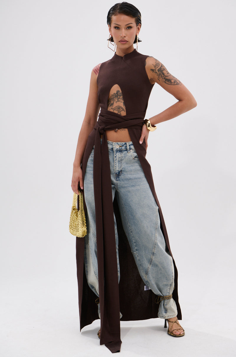 LOTS TO GIVE BARREL JEANS