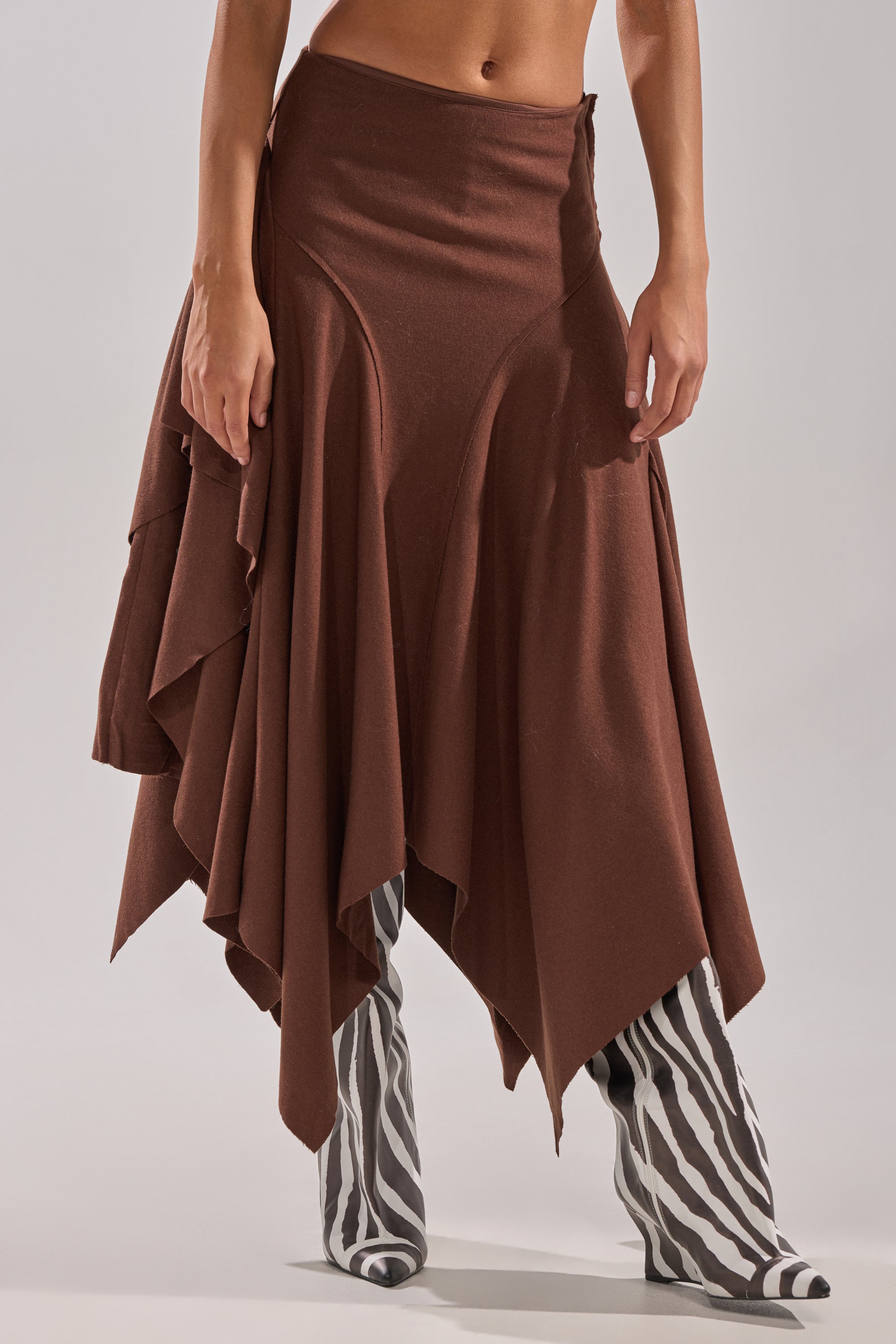 FEELS GOOD MIDI SKIRT