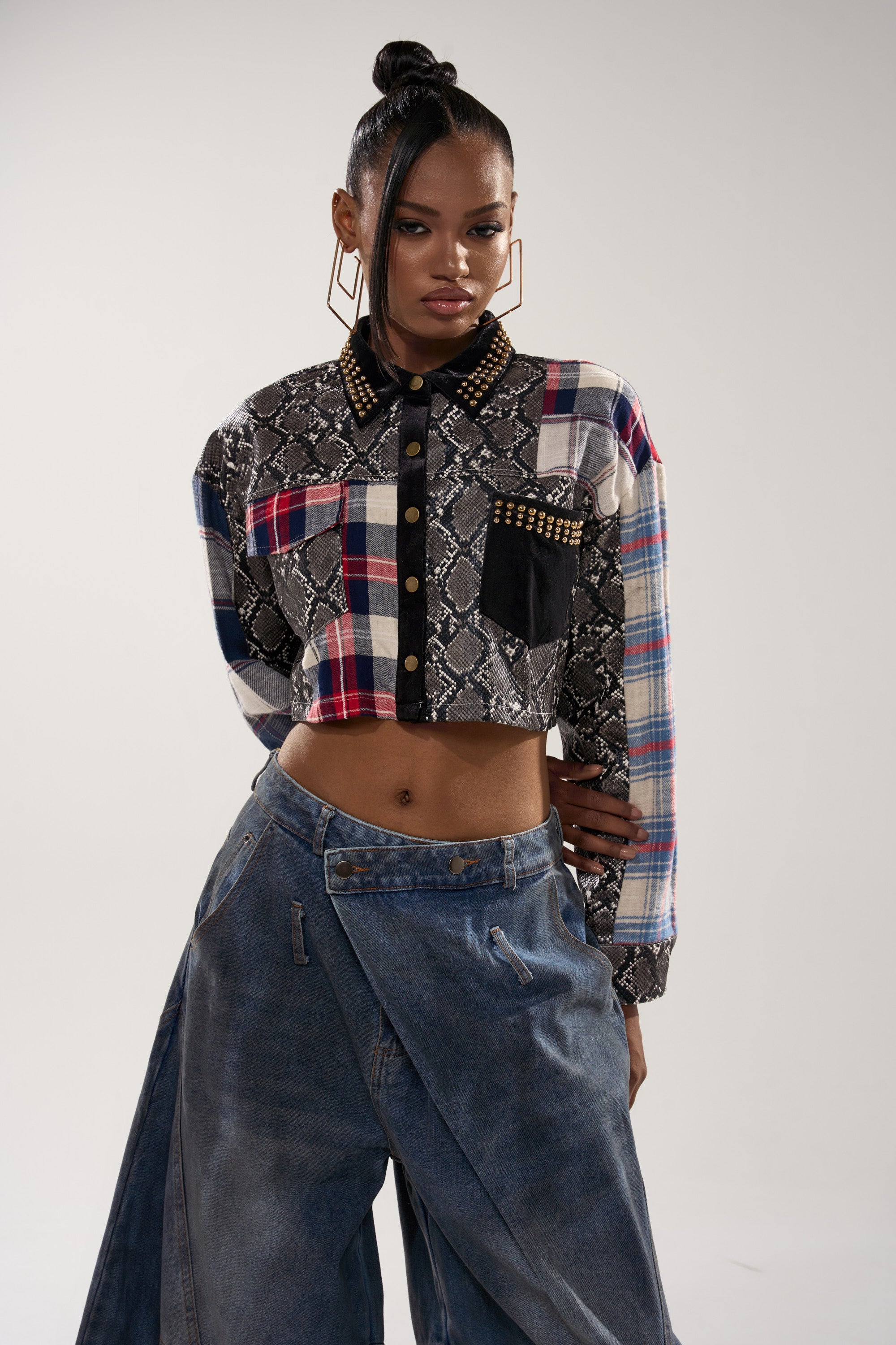 GUESS WHATS NEXT PLAID BUTTON DOWN