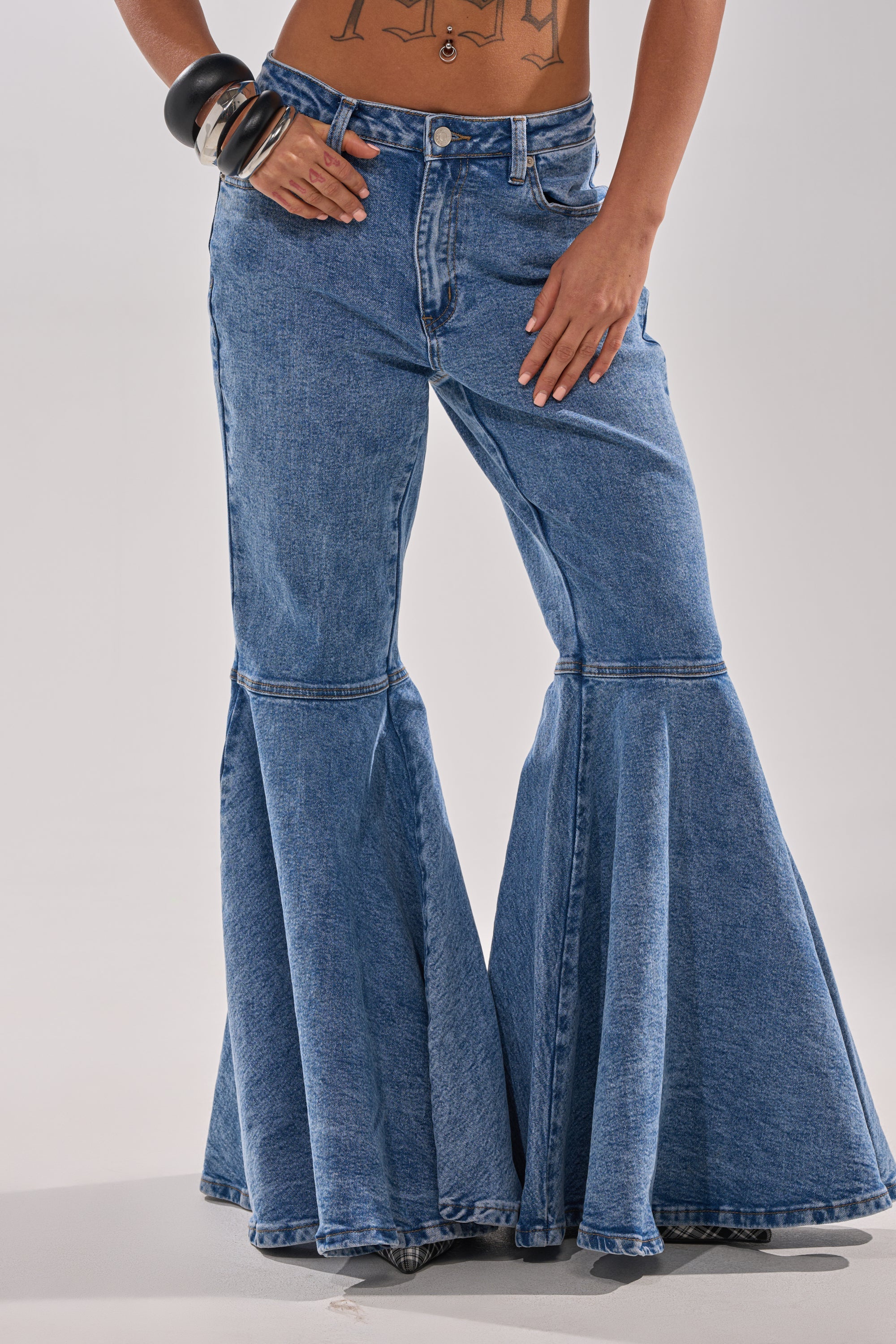 DONT PLAY WITH MY HEART BELL BOTTOM DENIM