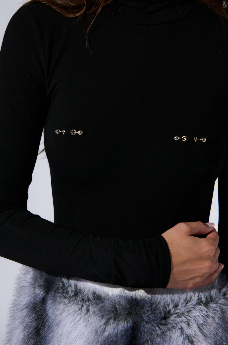 QUIT STARING LONG SLEEVE BODYSUIT IN BLACK
