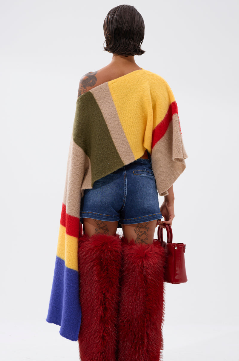 EASY LOVER CROP ABSTRACT SWEATER