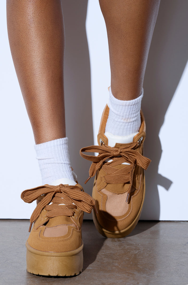 POPULARITY CHESTNUT FLATFORM SNEAKER