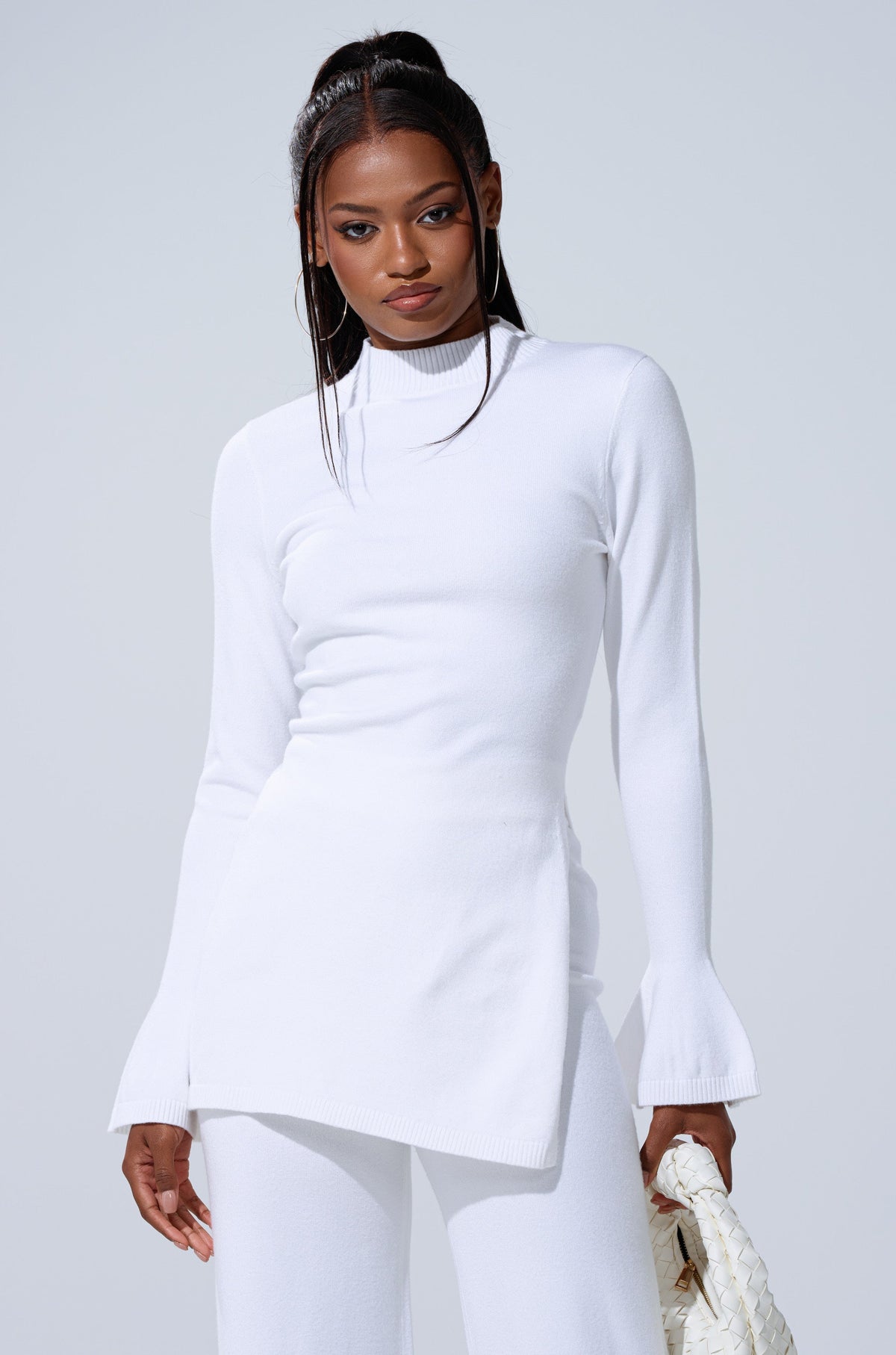 GET COZY WITH ME OVERSIZED SWEATER IN WHITE