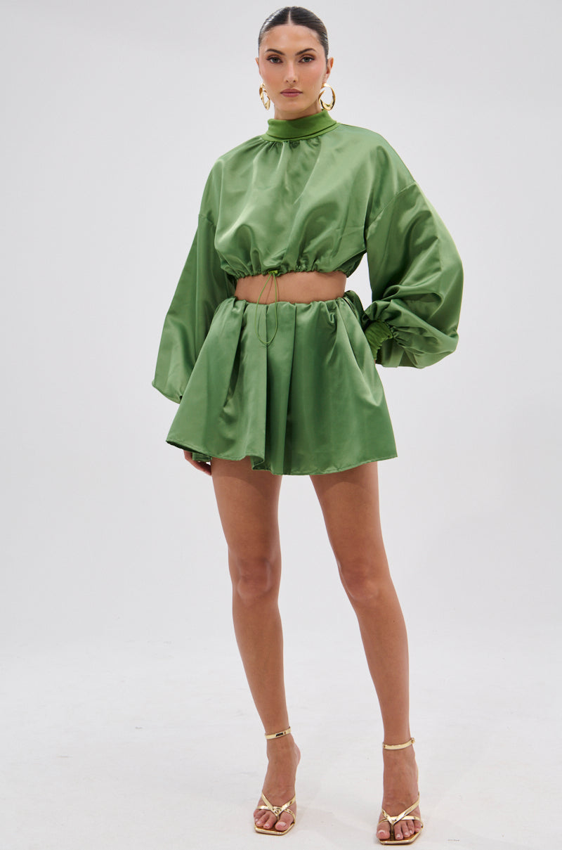POP IT OFF TURTLENECK BLOUSE