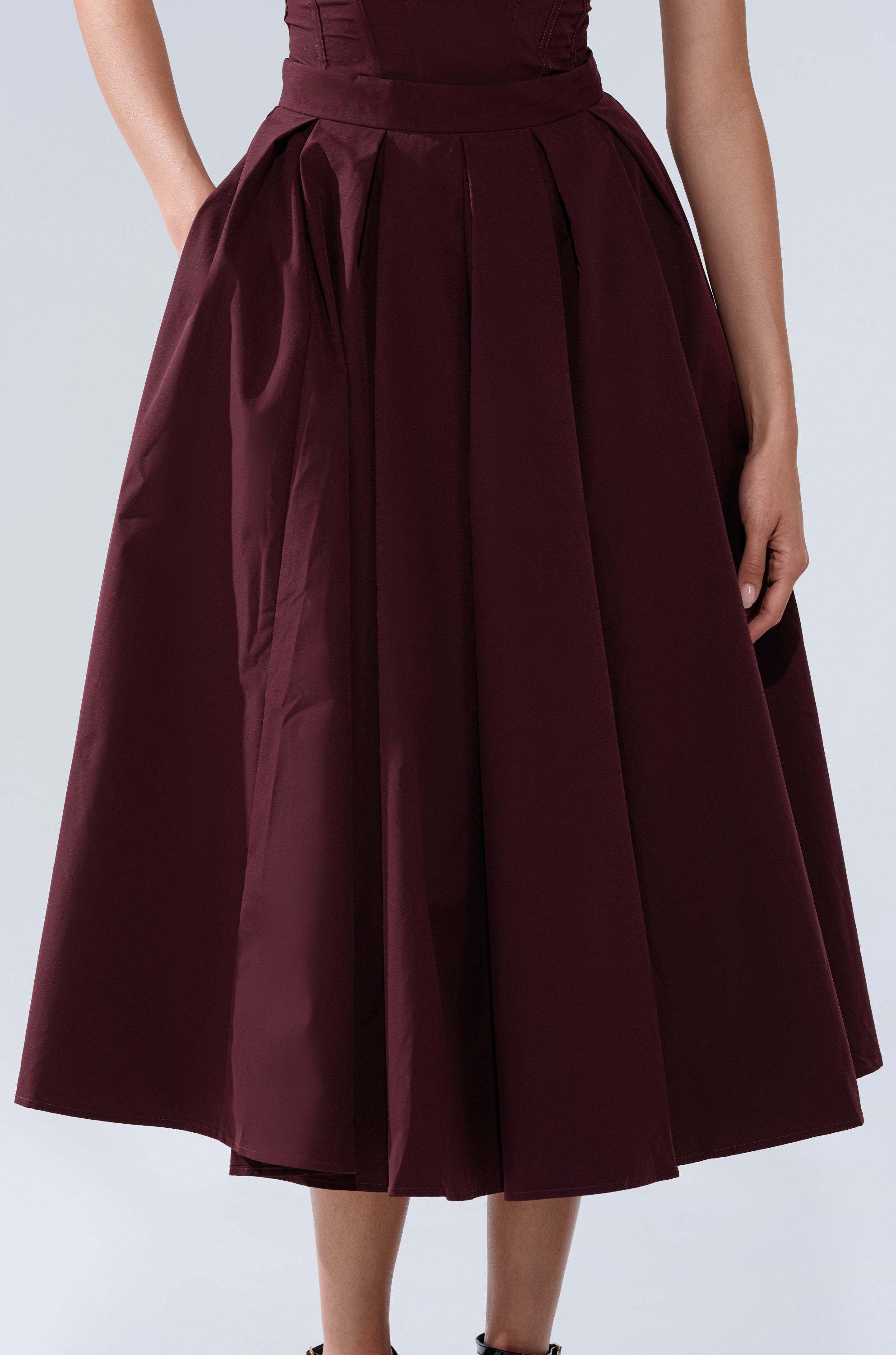 LOVE THIS FOR YOU MAXI SKIRT IN BROWN