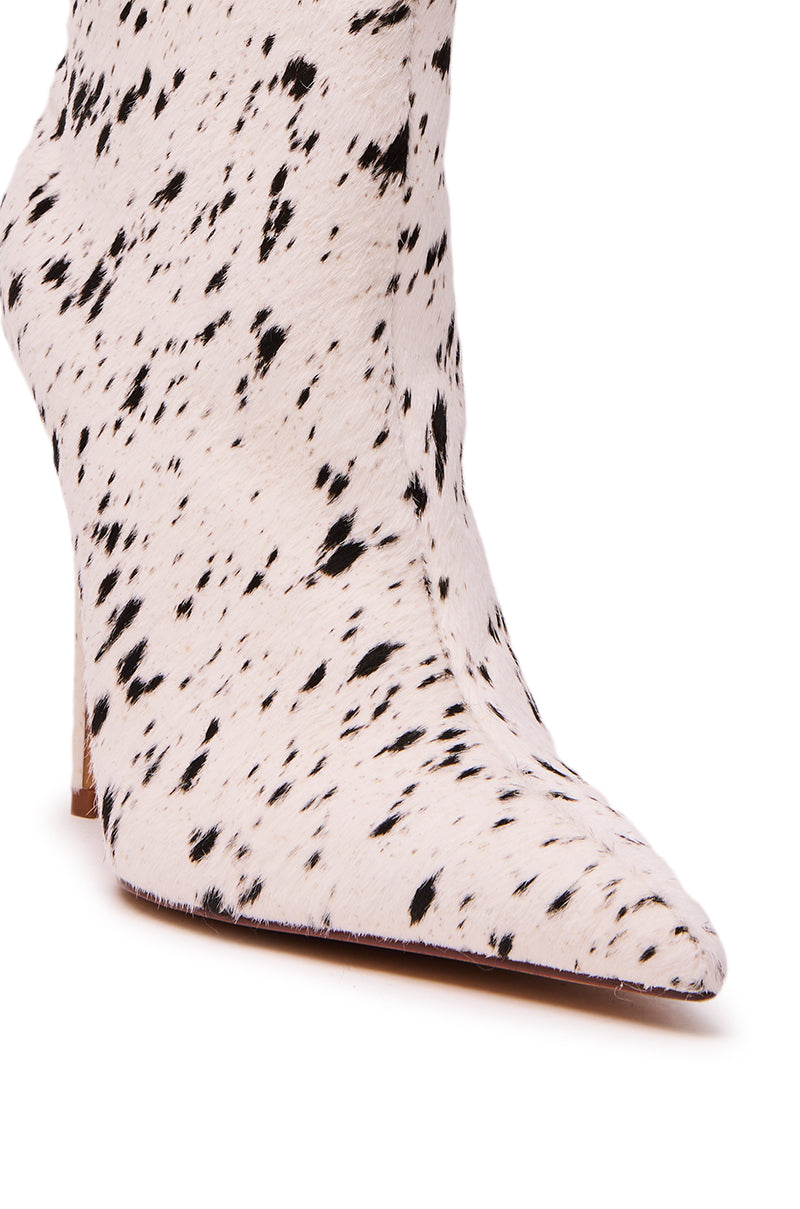 AZALEA WANG TYELOR WHITE BLACK PONY HAIR BOOTIE