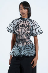 DOLL FACE SHORT SLEEVE STRUCTURED BLOUSE