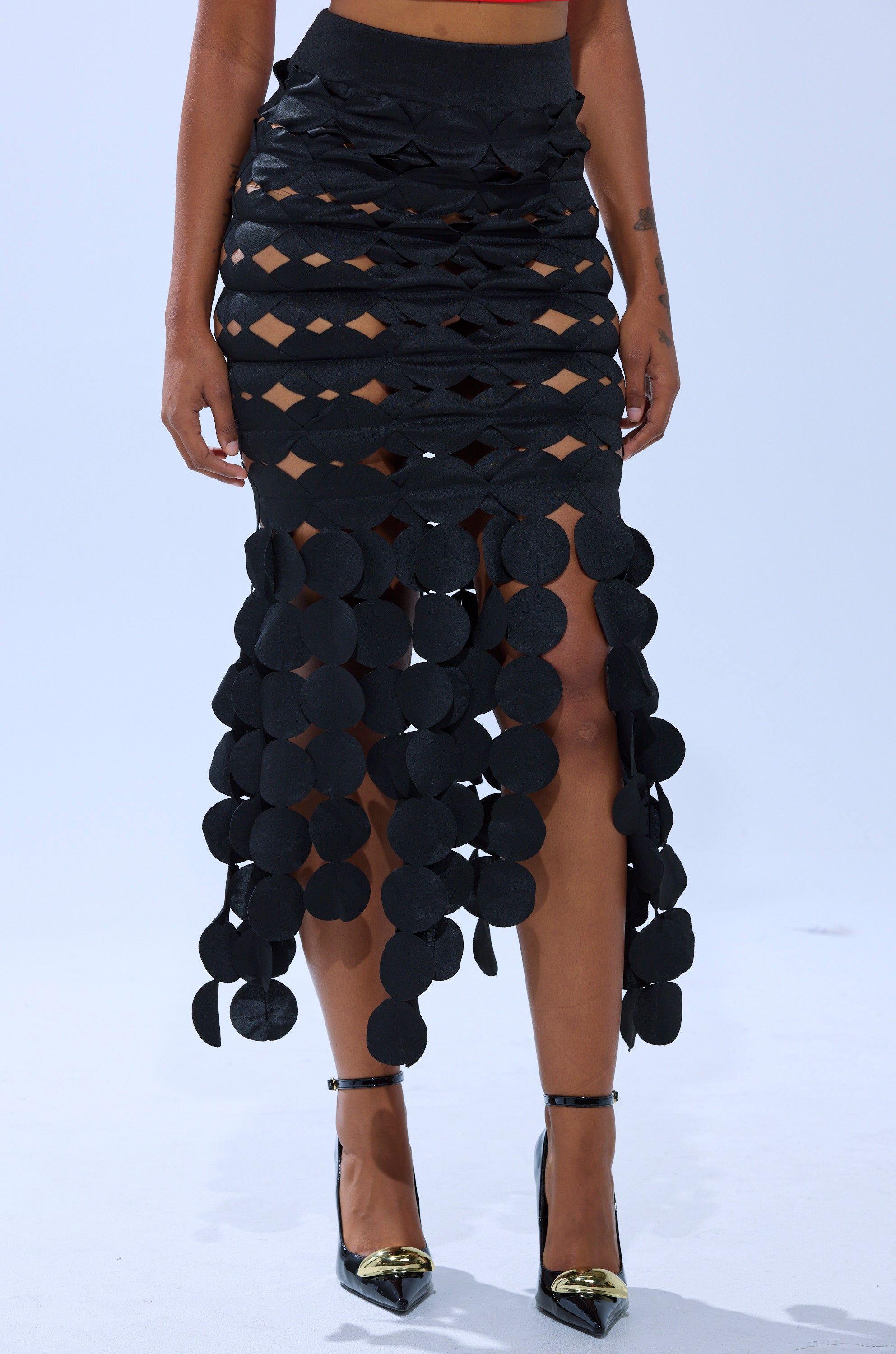 LOOKING FOR ME CIRCLE CUTOUT SKIRT