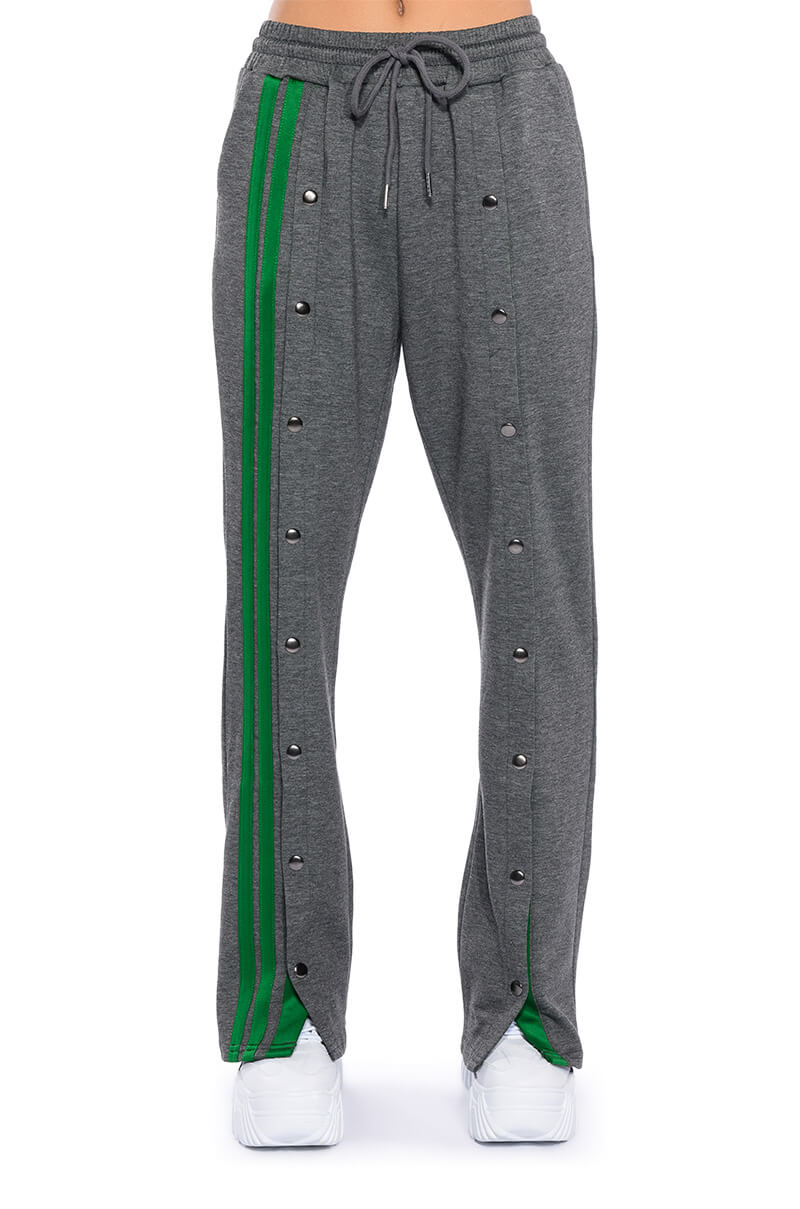 ACQUAINTED SNAP FRONT WIDE LEG SWEATPANT