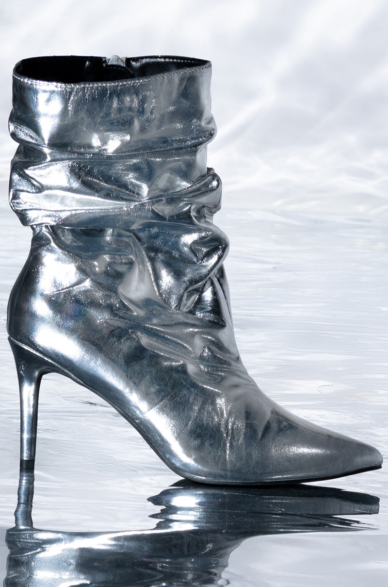 AZALEA WANG ARIELLA SCRUNCH STILETTO BOOTIE IN SILVER