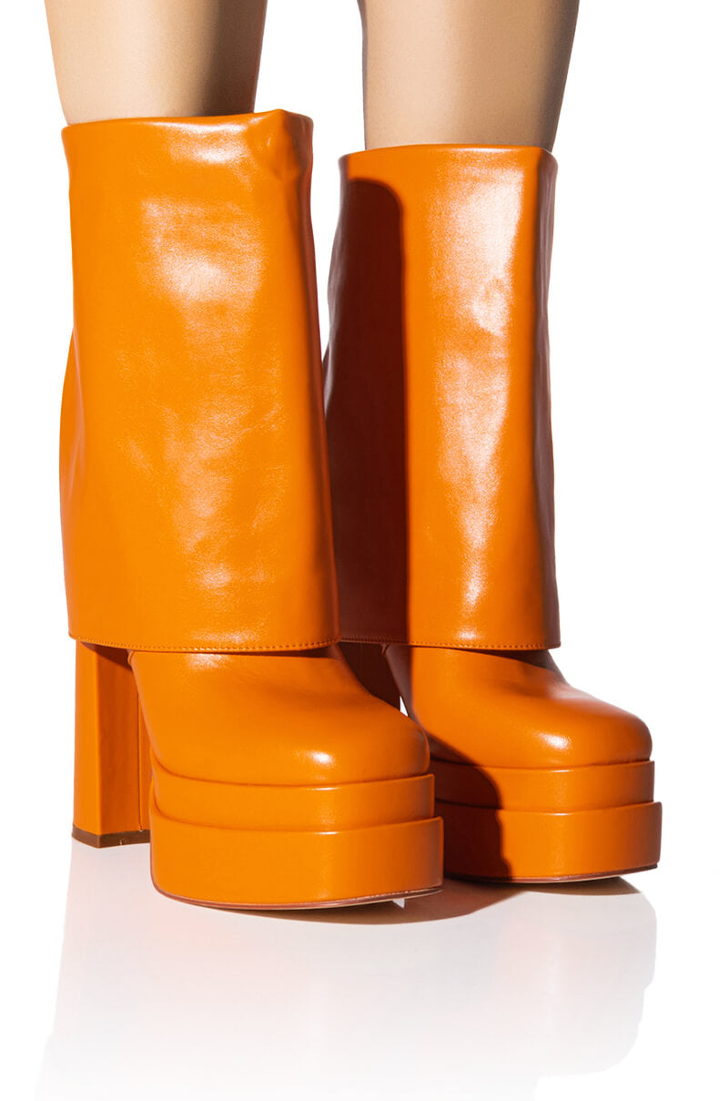 AZALEA WANG BABY FOLD OVER BOOTIE IN ORANGE