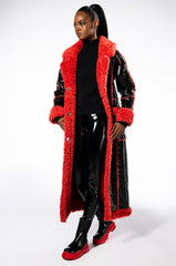 LONG PATENT TRENCH COAT WITH FUR TRIM
