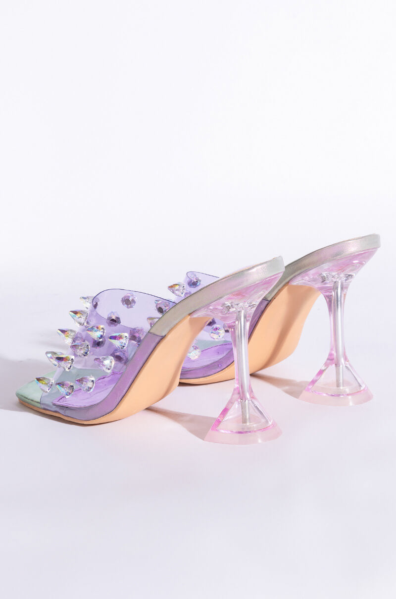 AZALEA WANG SWEET AND SOUR CHUNKY SANDAL IN PURPLE