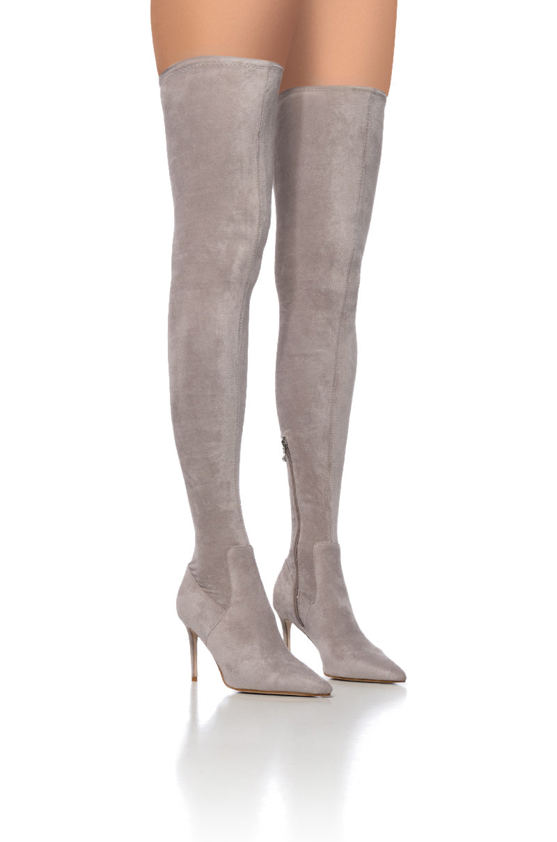AZALEA WANG CONCOLOR GRAY SUEDE BOOT