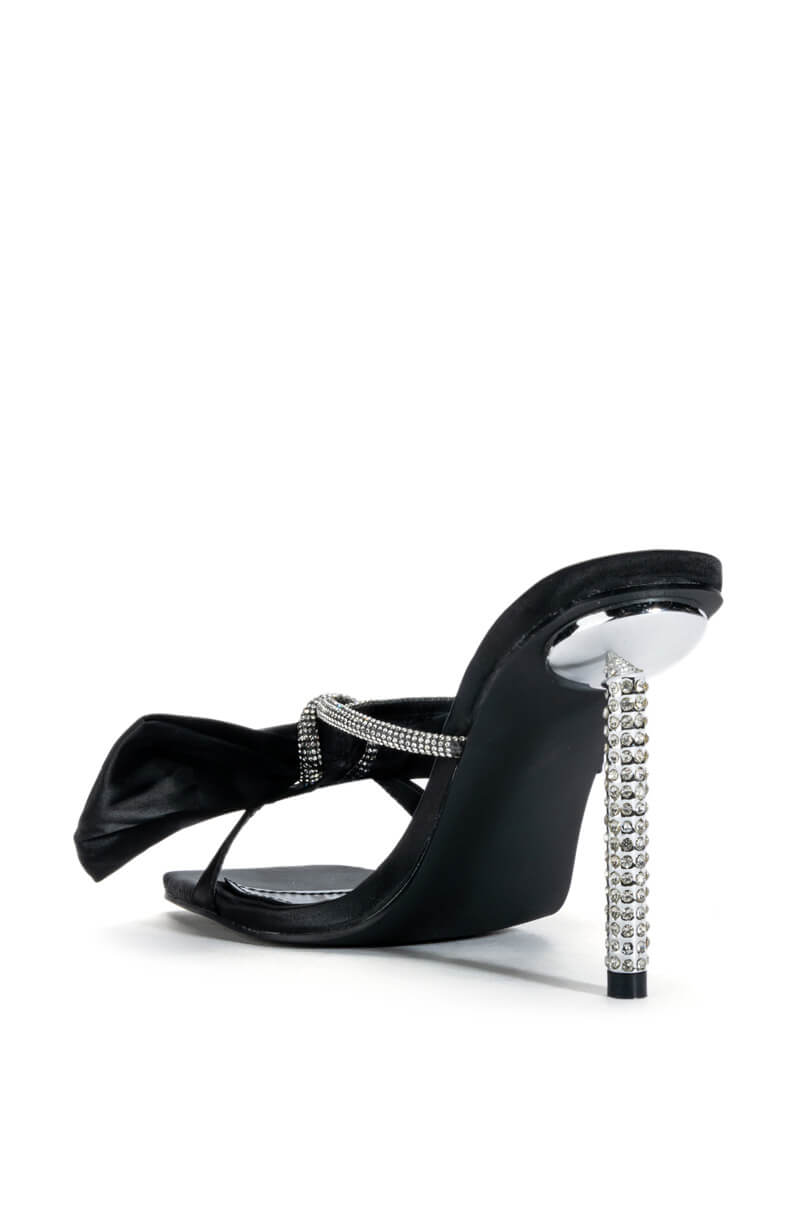 AZALEA WANG TATUM BOW SANDAL IN BLACK