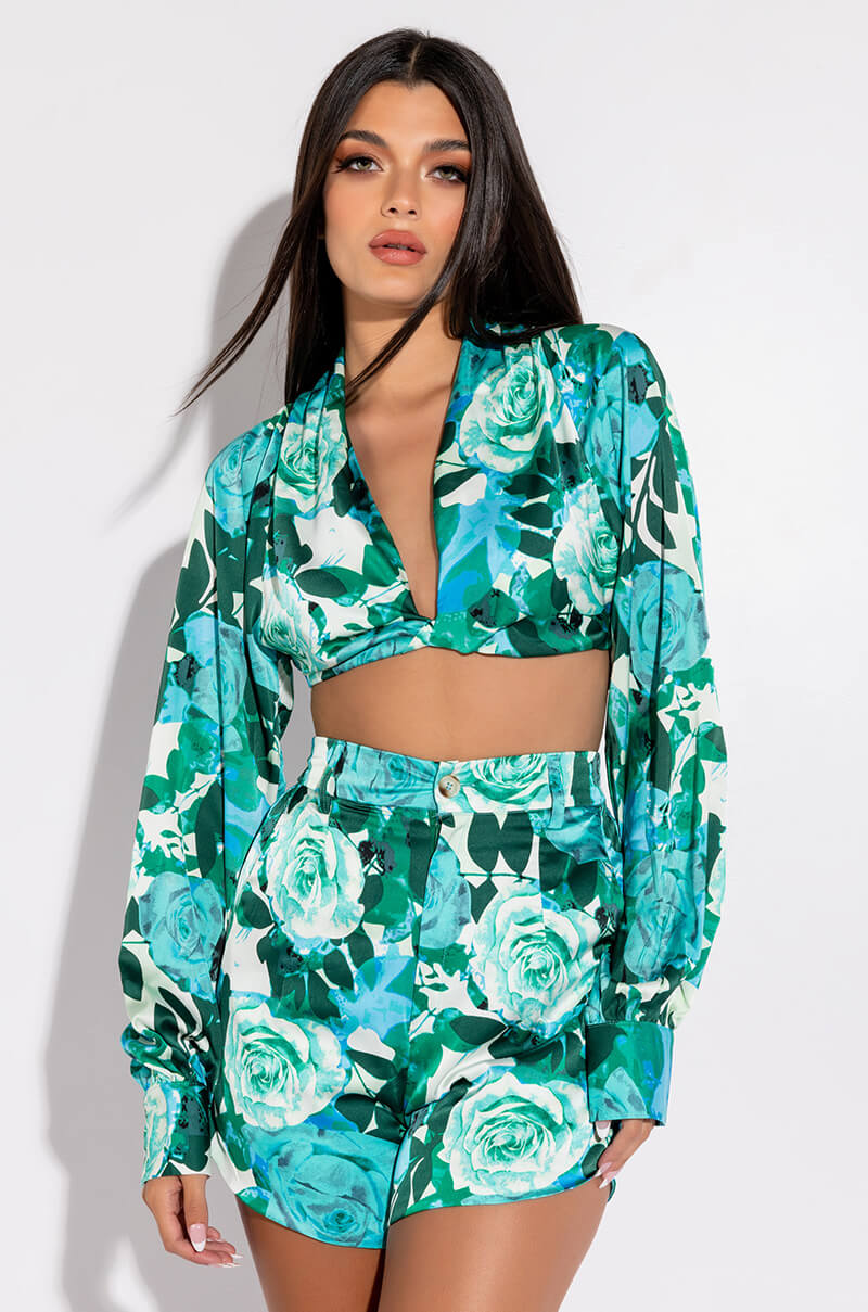 COME MY WAY ULTRA CROPPED BLOUSE