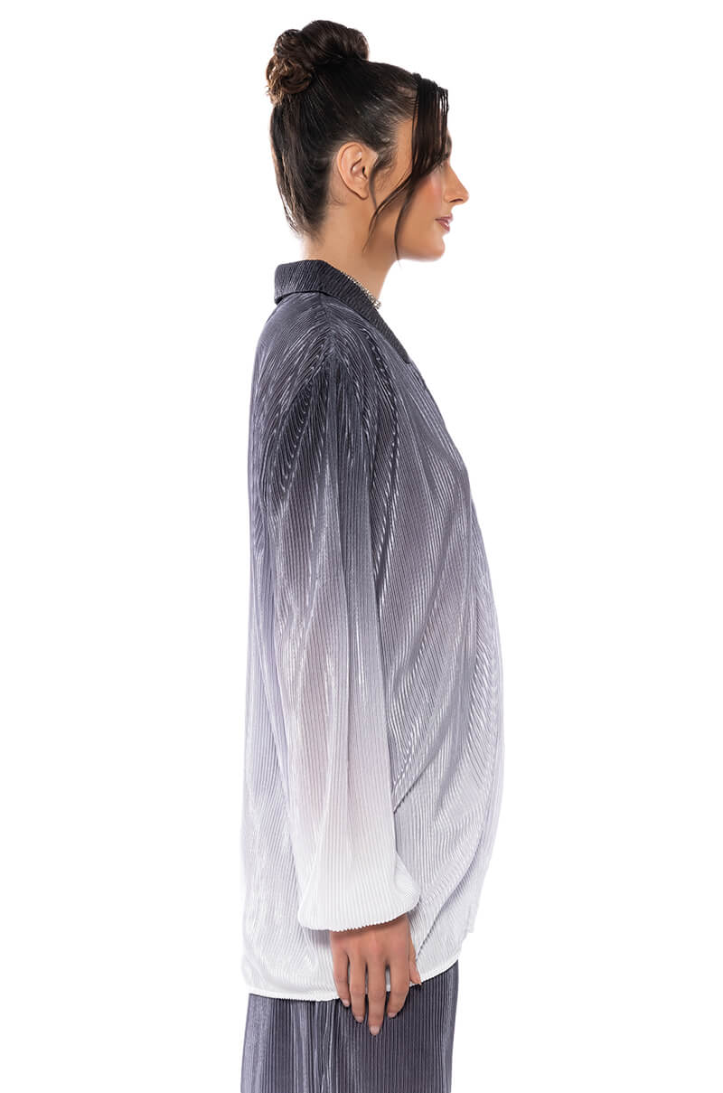 DAY TO NIGHT PLEATED SATIN BUTTON DOWN