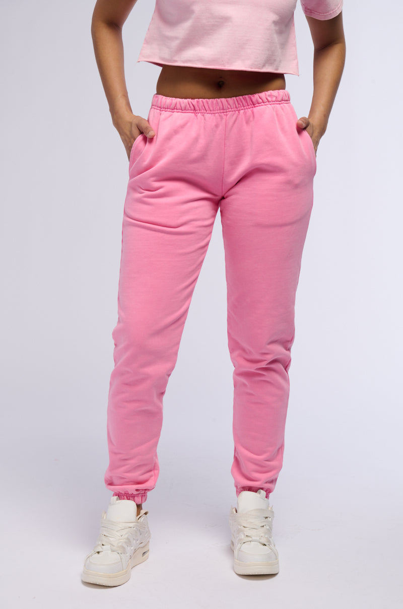 GIRLS NEED LOVE TOO LOW RISE JOGGER IN PINK