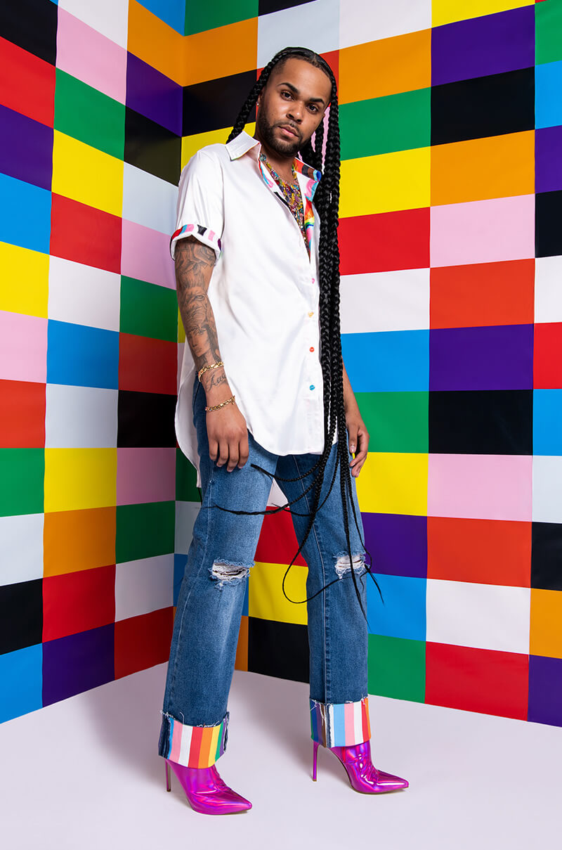 I AM ME TIGER SLIGHTLY DISTRESSED DENIM