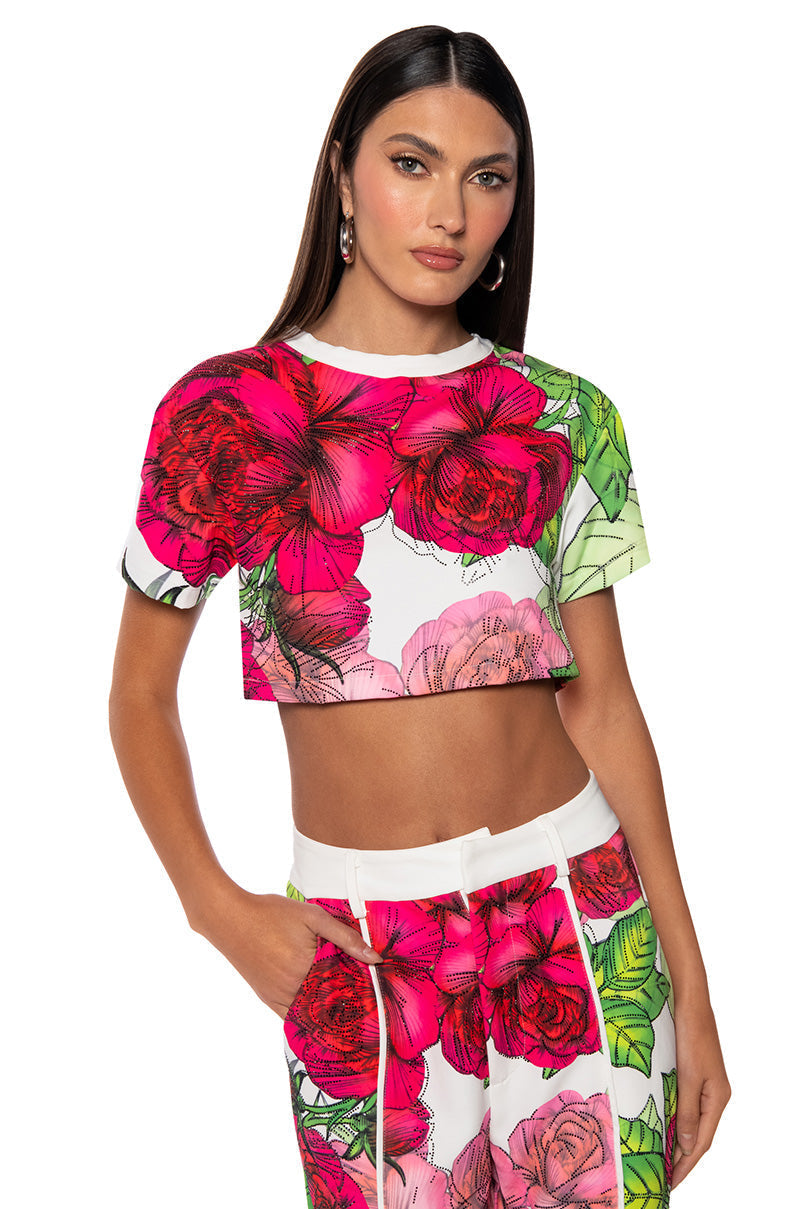 IN SEASON EMBELLISHED CROP TEE