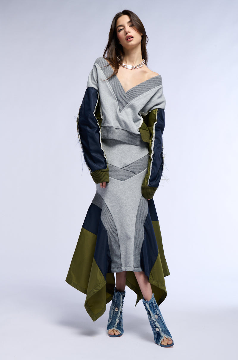 INDIE COLORBLOCKED DEEP V SWEATSHIRT