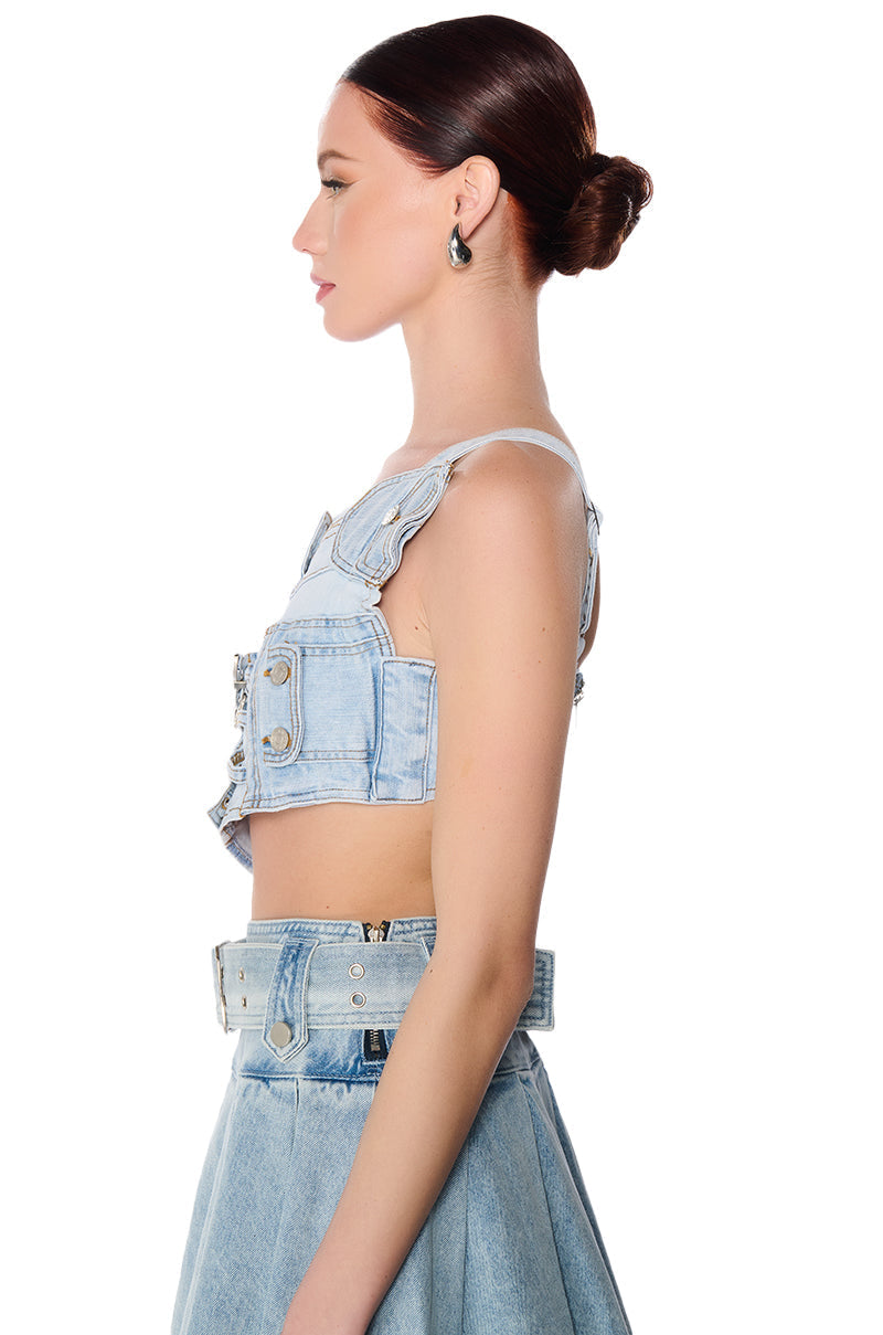 KENLY BUCKLE DETAIL DENIM CROP TOP