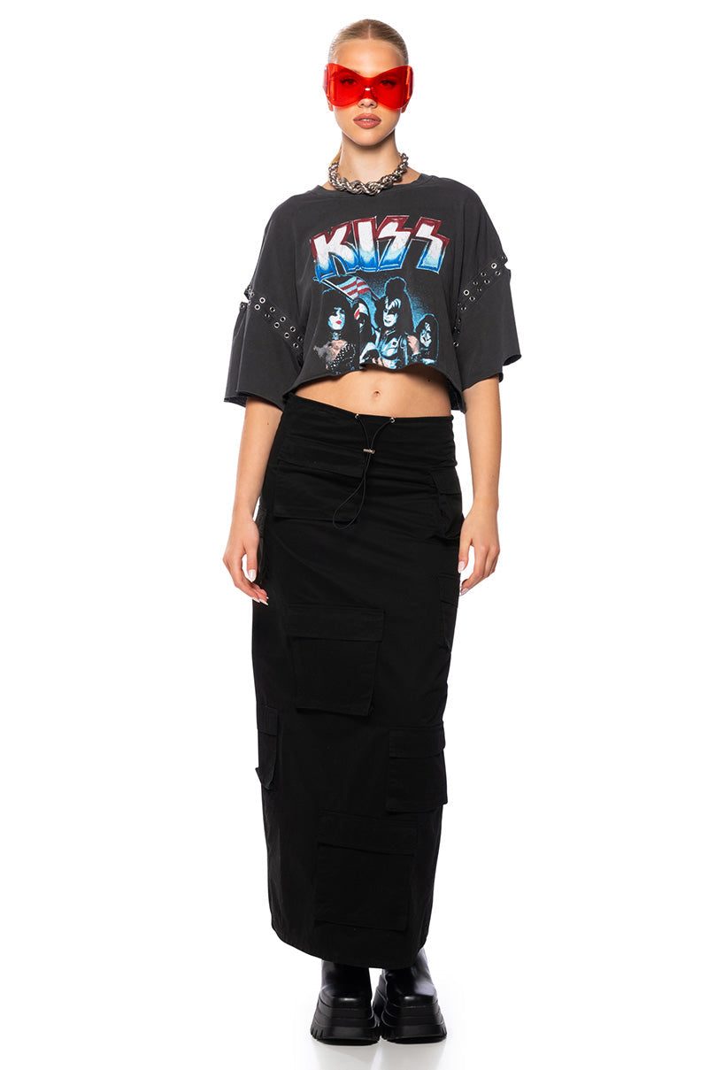 KISS STUDDED CROPPED BAND T SHIRT