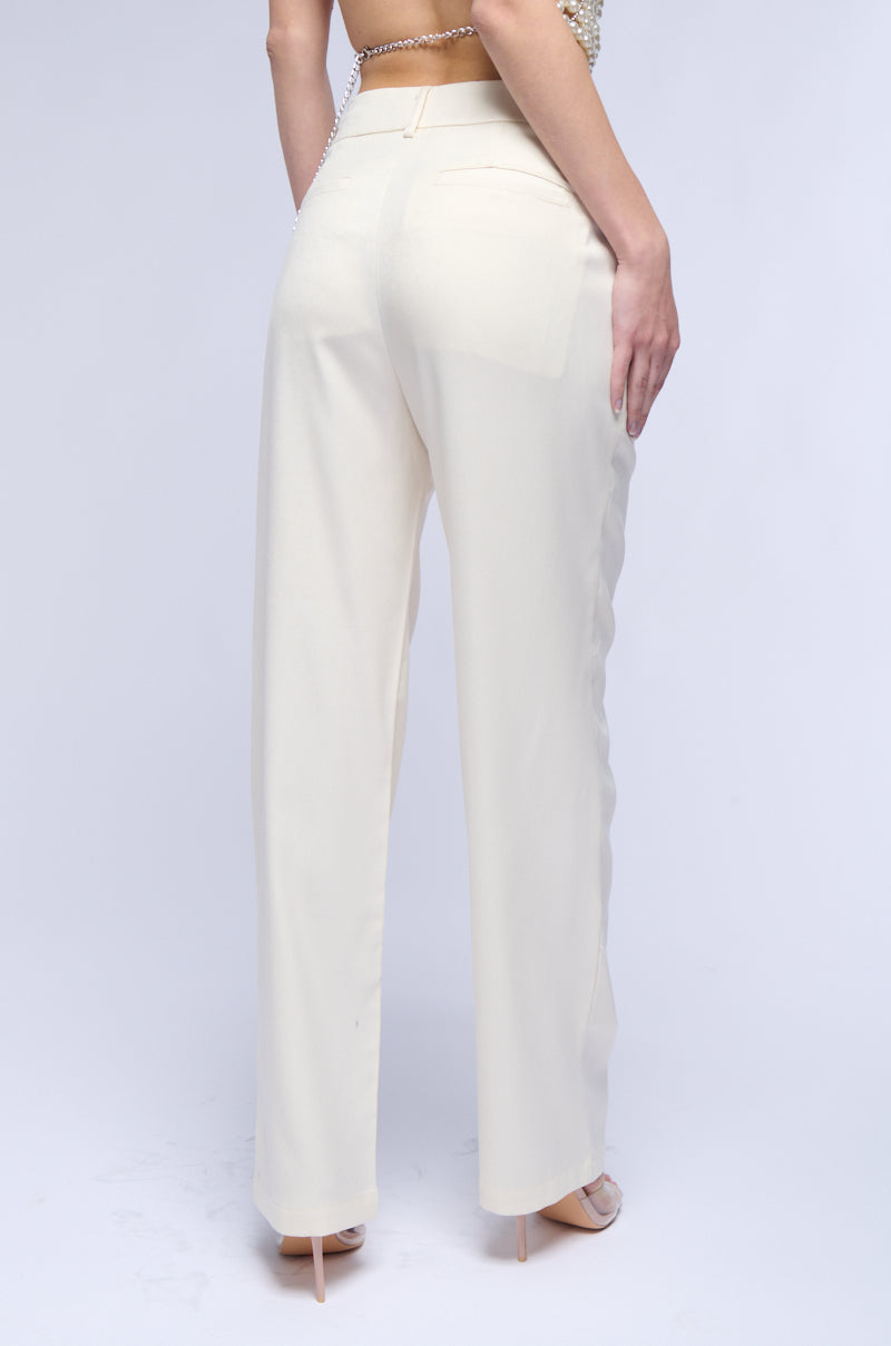 LOVING ME LIKE THAT TROUSER