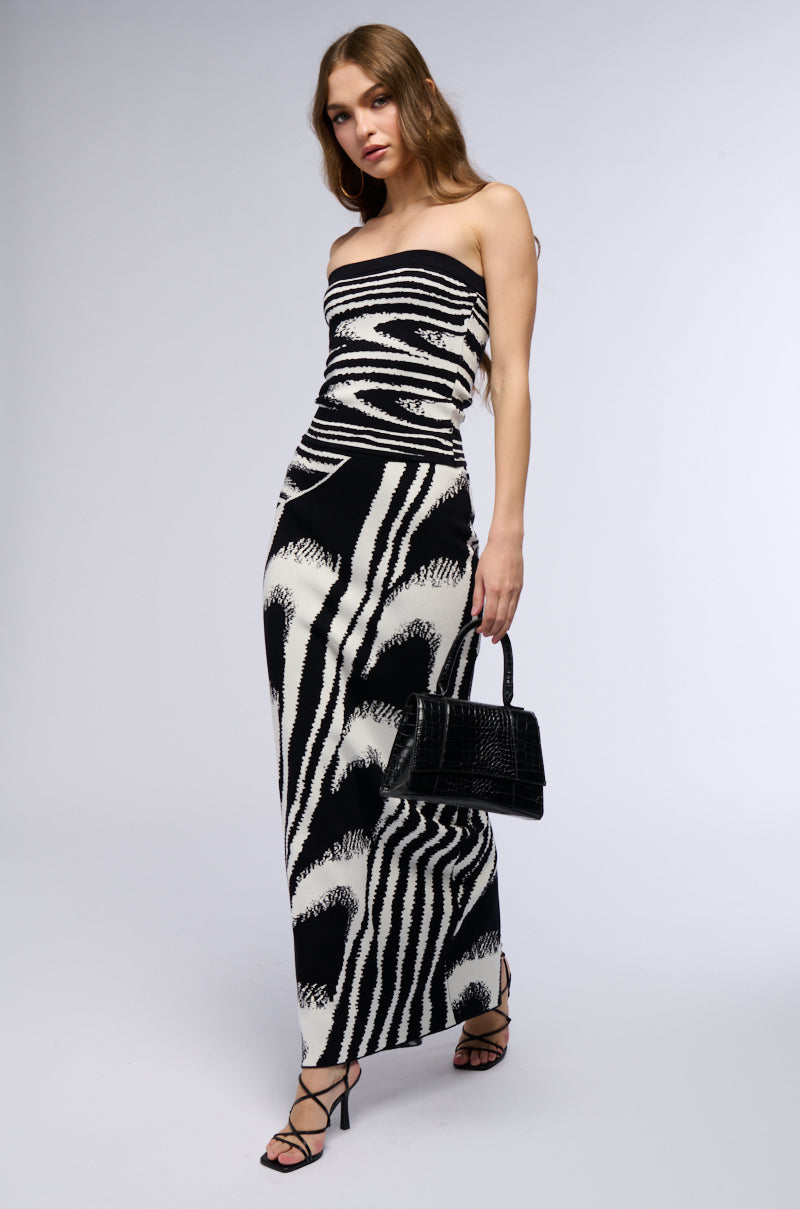 MAKING MY HEAD SPIN MAXI SKIRT