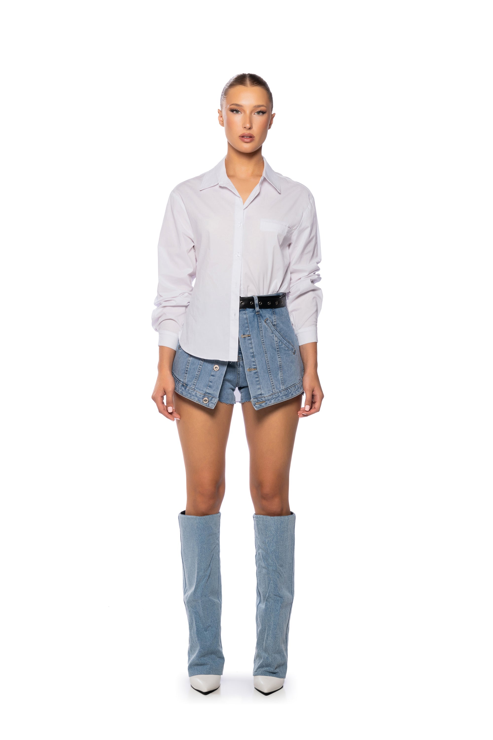 MARA BUTTON FRONT DENIM MINI SKORT