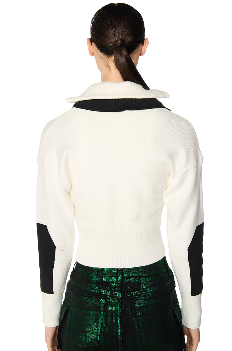 ON THE MOVE PULLOVER SWEATSHIRT IN WHITE MULTI