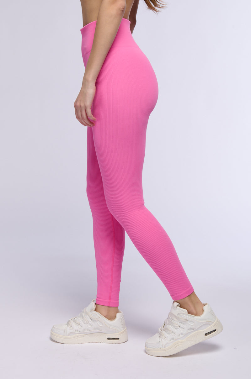 PAXTON RIBBED LEGGING IN PINK