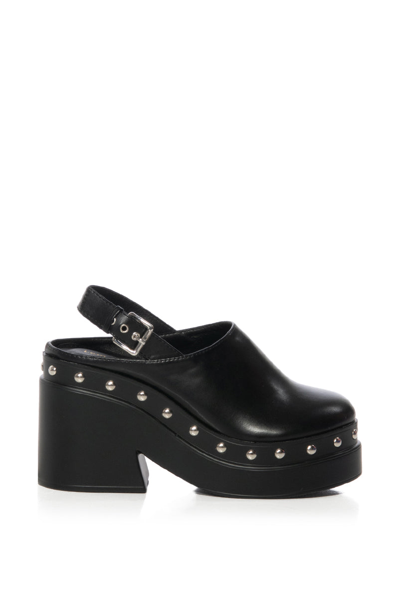 RAVENDELL CHUNKY CLOG IN BLACK