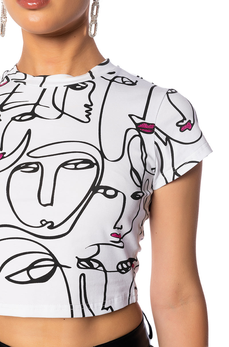 READ MY PINK LIPS GRAPHIC BABY TEE